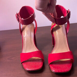 Bamboo chunky heel shoes